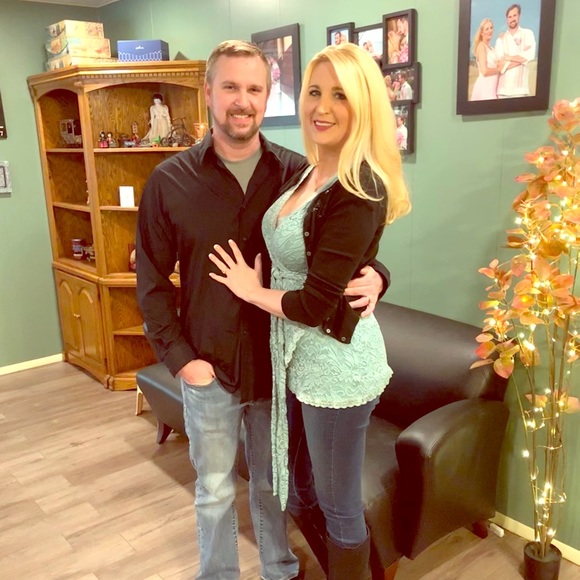 Meet your Posher, Chrissy - Picture 1 of 1